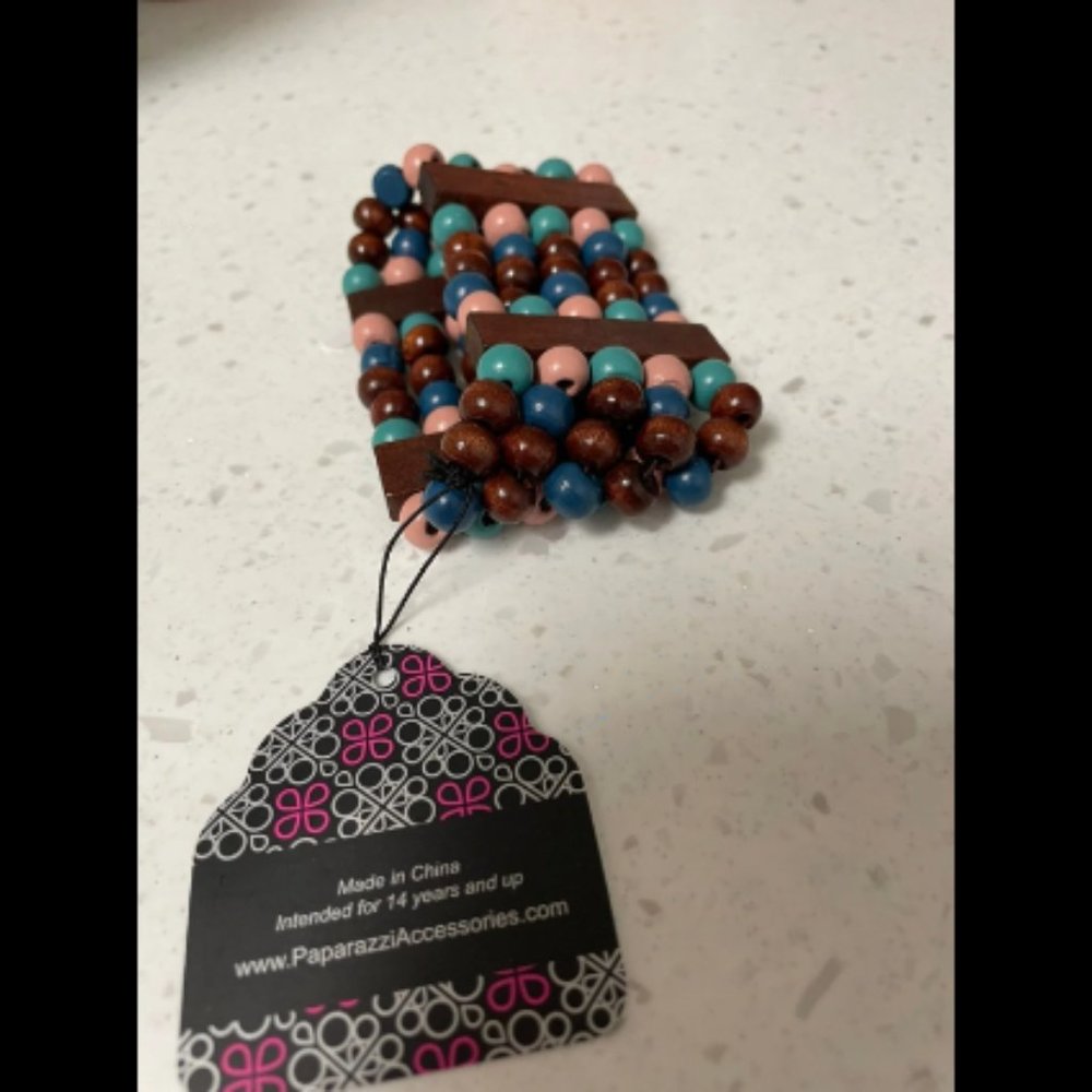 Paparazzi Island Soul Multi bracelet - Picture 2 of 2